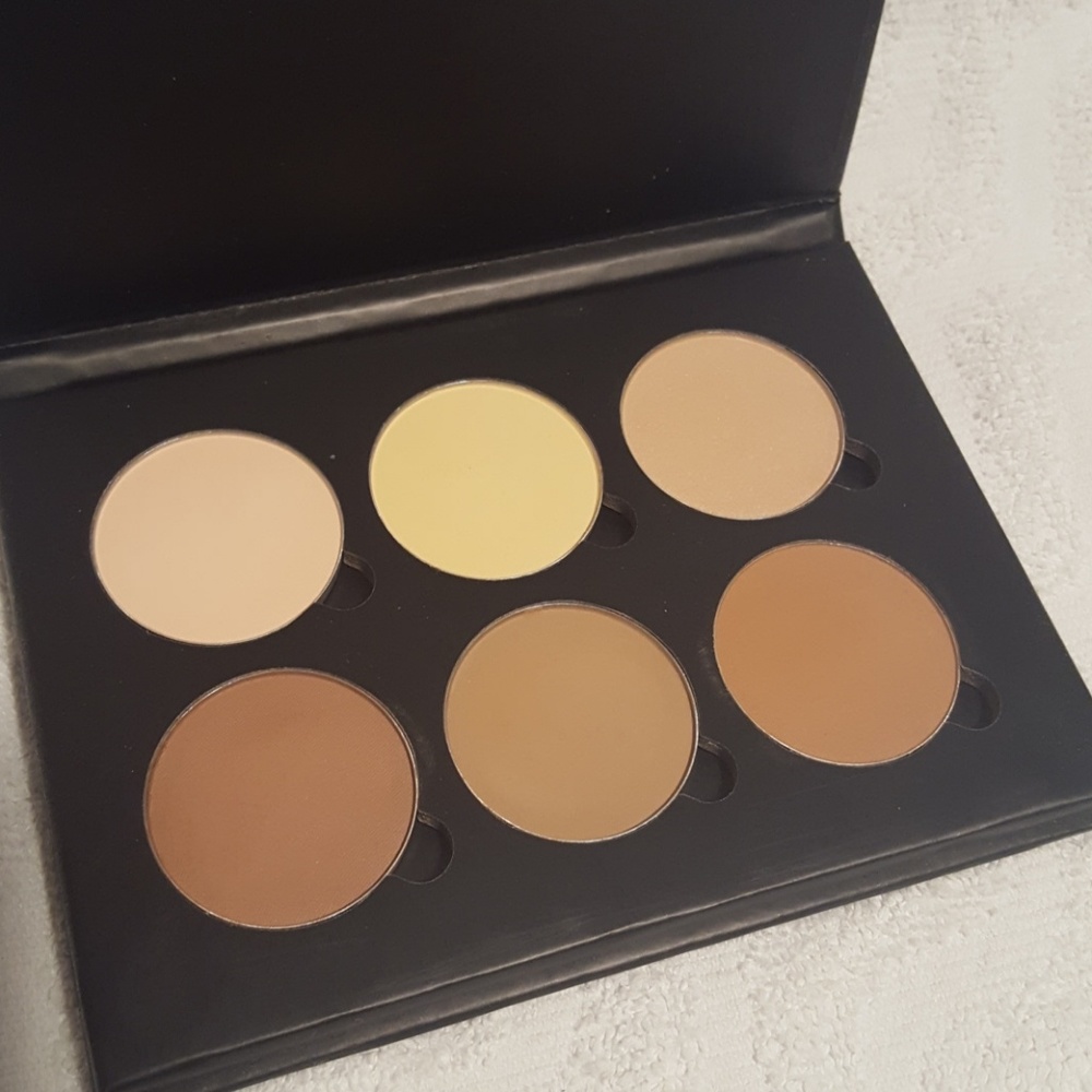 Anastasia contour kit